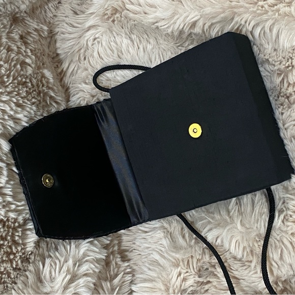 Satin black Structured Evening Clutch Shoulder Handbag - Picture 3 of 5